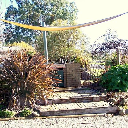 Bogong Moth Motel เมาท์บิวตี ภายนอก รูปภาพ