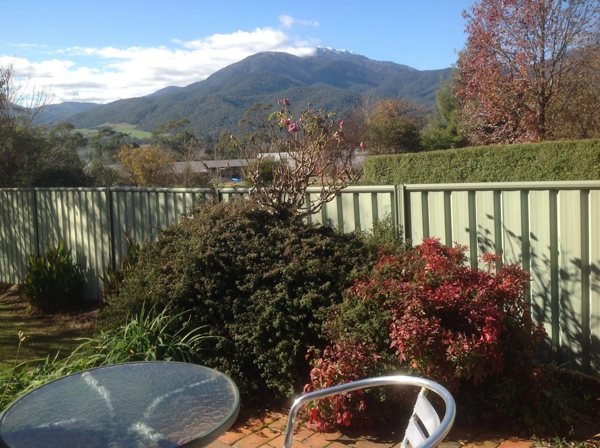 Bogong Moth Motel เมาท์บิวตี ภายนอก รูปภาพ