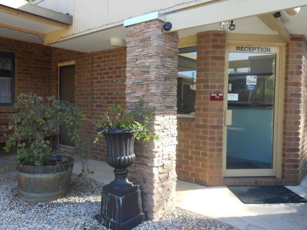 Bogong Moth Motel เมาท์บิวตี ภายนอก รูปภาพ